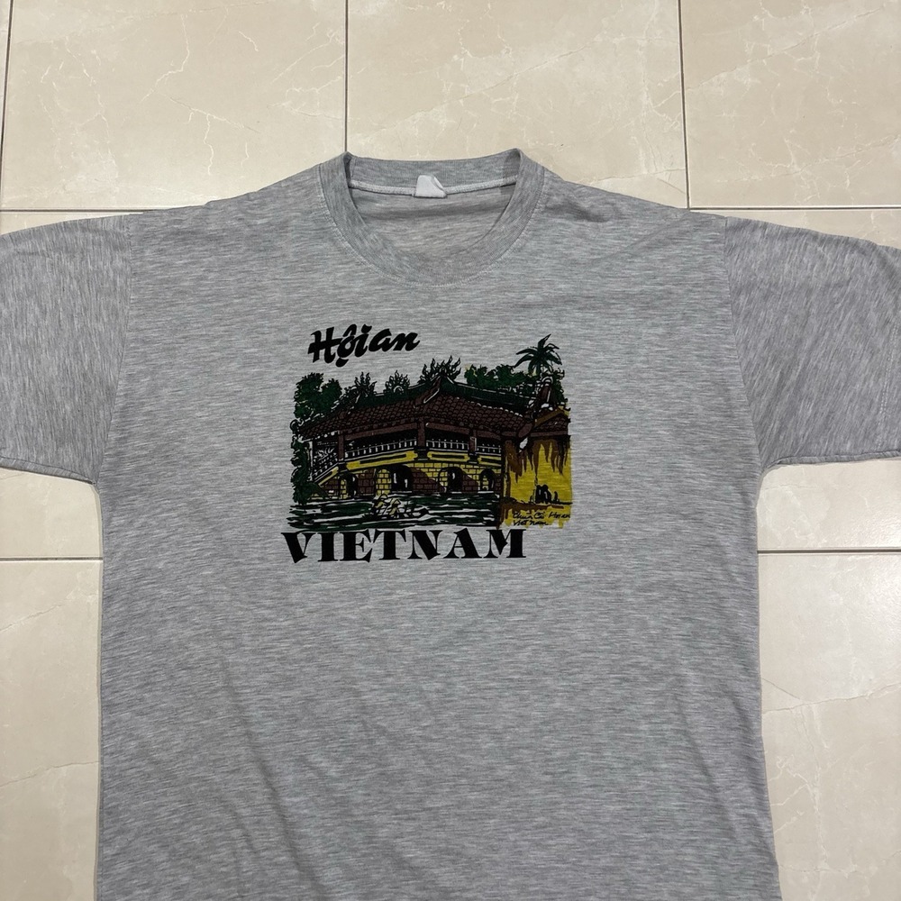 Vintage Vietnam T Shirt Men's Large Travel War Nature Y2K 90s Lightweight Asia